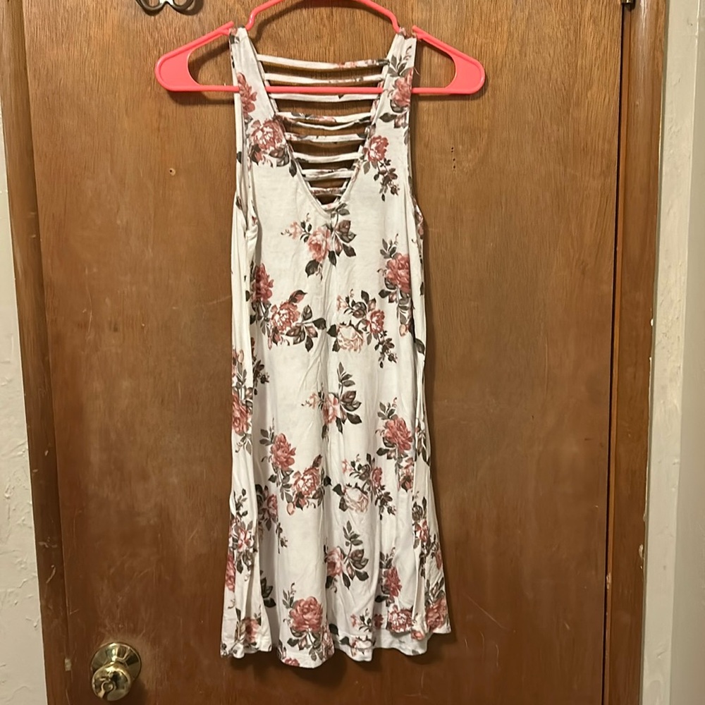 Rue 21 floral flowly dress